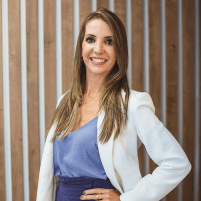 Dra. Danielle Torres Azevedo